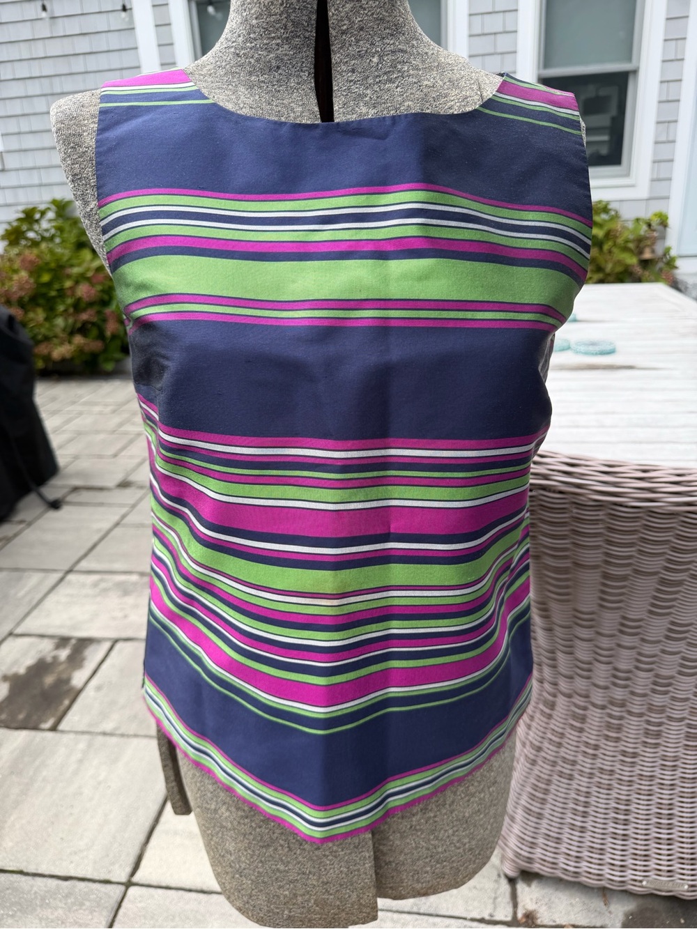 Talbots 100% silk striped Navy, Green & Pink Sleeveless Women's Top